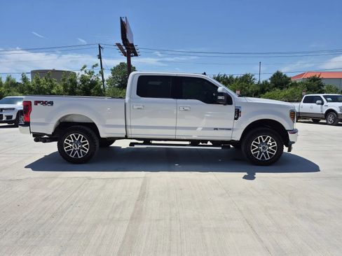 Used 2019 Ford F250 Lariat w/ Lariat Ultimate Package AWD/4WD image 5