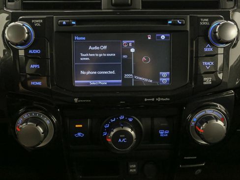 Used 2019 Toyota 4Runner TRD Off-Road AWD/4WD image 23