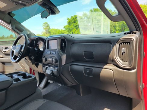 Used 2022 Chevrolet Silverado 1500 Custom w/ Safety Confidence Package RWD image 29