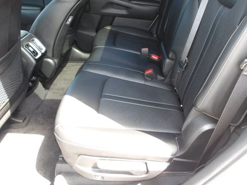 Used 2023 Kia Sorento S w/ Panoramic Sunroof Package AWD/4WD image 15