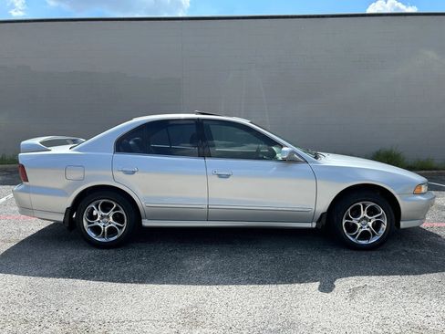 Used 2001 Mitsubishi Galant ES FWD image 4