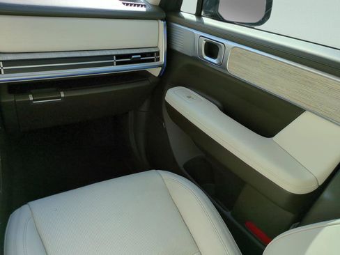 Certified 2025 Hyundai Santa Fe Calligraphy image 16