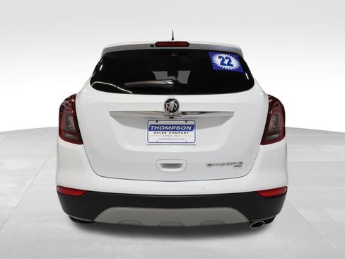 Used 2022 Buick Encore Preferred w/ Safety Package image 3