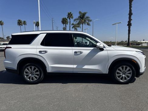 Used 2023 Hyundai Palisade SEL image 3