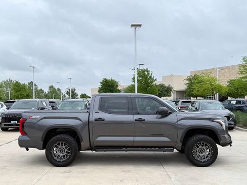 Used 2023 Toyota Tundra SR5 AWD/4WD image 6