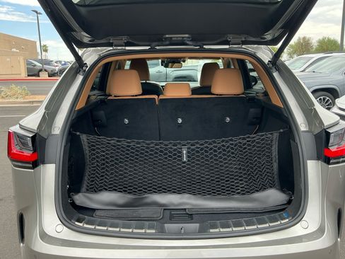 Used 2025 Lexus NX 250 FWD image 33
