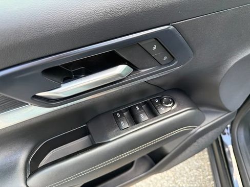 Used 2025 GMC Terrain Elevation FWD image 12