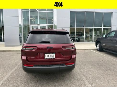 Used 2021 Jeep Grand Cherokee L Laredo AWD/4WD image 5