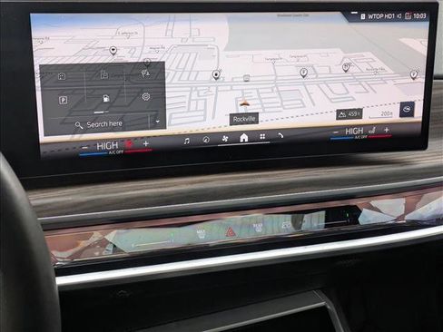 Used 2024 BMW 760i xDrive w/ Premium Package image 10