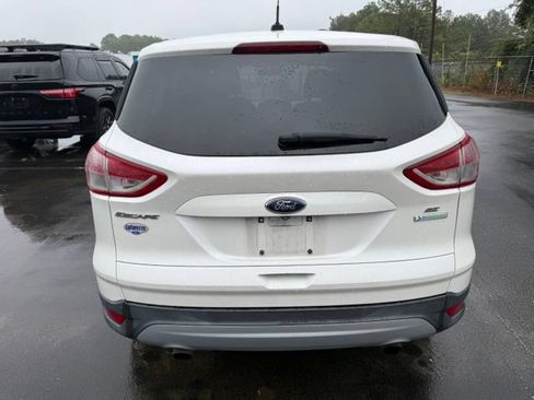 Used 2015 Ford Escape SE FWD image 4