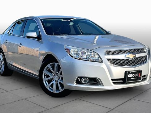 Used 2013 Chevrolet Malibu LT FWD image 3
