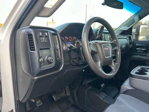 Used 2015 GMC Sierra 2500 4x4 Double Cab w/ Sierra Convenience Package image 12