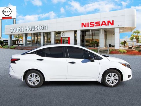 New 2025 Nissan Versa S w/ Trunk Package image 5