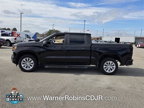 Used 2022 Chevrolet Silverado 1500 Custom image 4