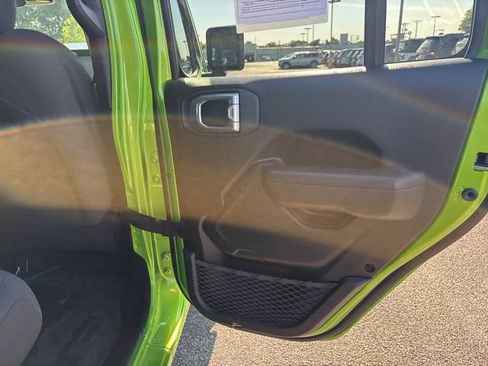 Used 2025 Jeep Wrangler Unlimited Sport AWD/4WD image 21