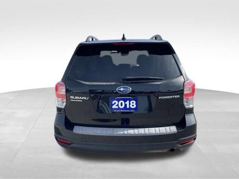 Used 2018 Subaru Forester 2.5i Premium w/ All-Weather Package image 8