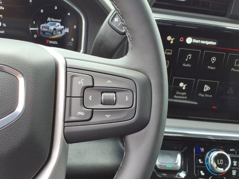 New 2026 GMC Sierra 2500 Denali w/ LPO, GMC Protection Package AWD/4WD image 18