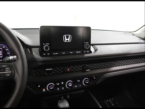 Used 2024 Honda Accord EX image 9