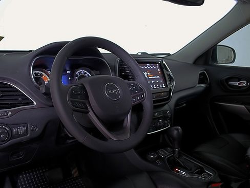 Used 2022 Jeep Cherokee Limited w/ Elite Package image 21