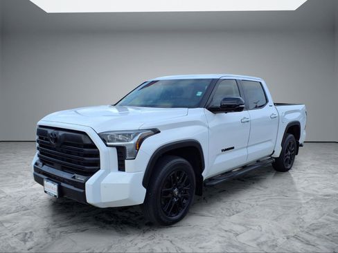 Used 2025 Toyota Tundra Limited image 3