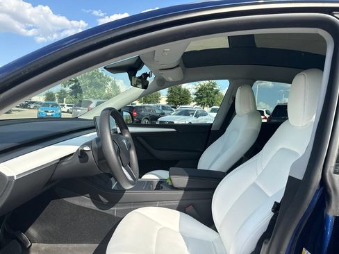 Used 2023 Tesla Model Y Long Range AWD/4WD image 22