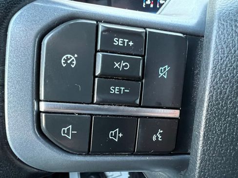 Used 2023 Ford F250 Lariat w/ Chrome Package image 46