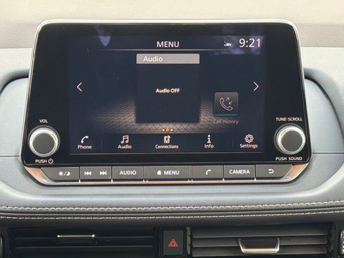 Used 2023 Nissan Rogue SV image 20