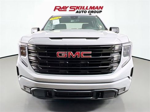 Used 2024 GMC Sierra 1500 Elevation image 2