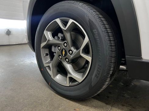 New 2026 Chevrolet Trax LT image 10