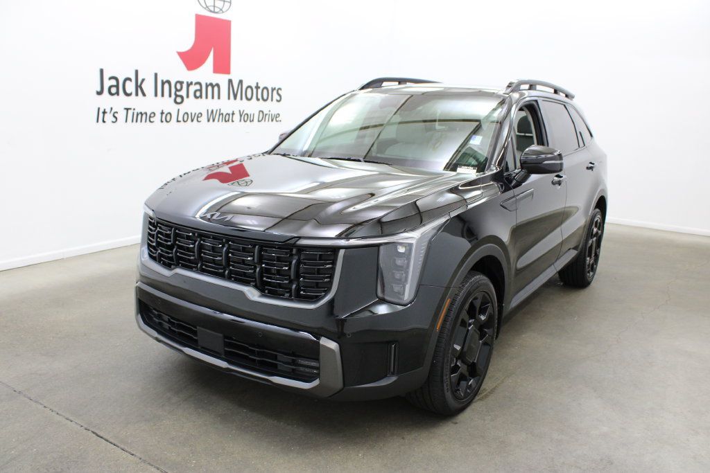 Used 2025 Kia Sorento X-Line EX AWD/4WD image 2