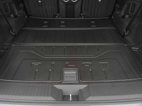 Used 2026 Honda Pilot Elite image 27