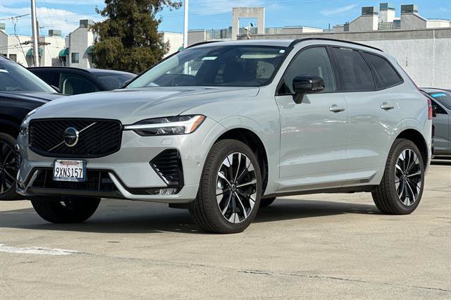Used 2026 Volvo XC60 B5 Plus w/ Climate Package AWD/4WD image 7