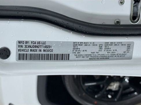 New 2026 Jeep Compass Latitude image 31