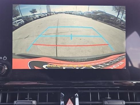 Used 2025 Toyota Corolla SE image 15