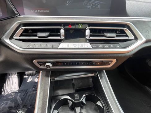 Used 2023 BMW X5 xDrive40i w/ Premium Package image 22