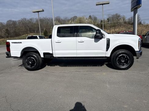 New 2026 Ford F350 XLT w/ XLT Premium Package AWD/4WD image 4