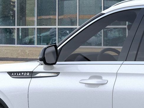 New 2026 Lincoln Aviator AWD image 20