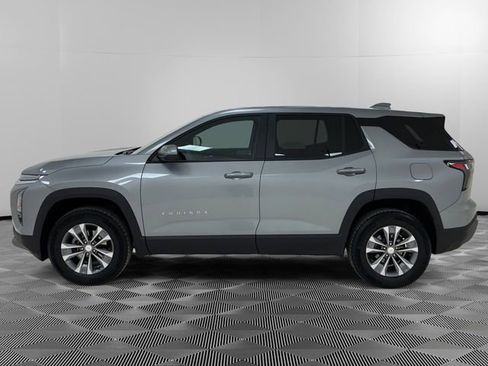 Used 2025 Chevrolet Equinox LT w/ Safety and Technology Package image 6