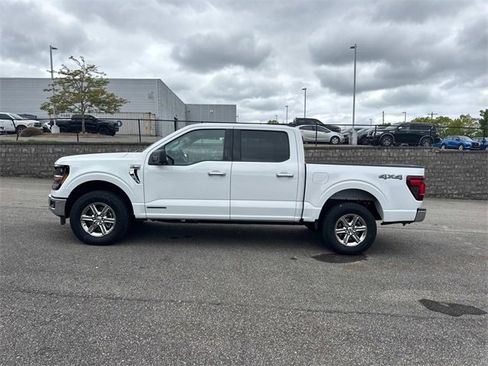 Used 2024 Ford F150 XLT w/ Mobile Office Package image 8