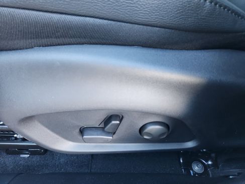 New 2026 Jeep Compass Limited image 15