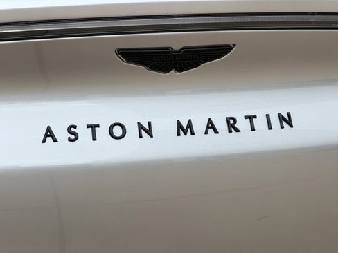 Used 2025 Aston Martin DBX 707 image 22