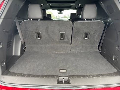 Used 2023 Chevrolet Traverse High Country image 28