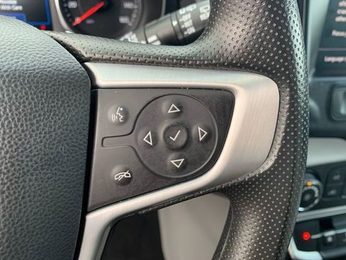 Used 2024 GMC Terrain SLE image 23