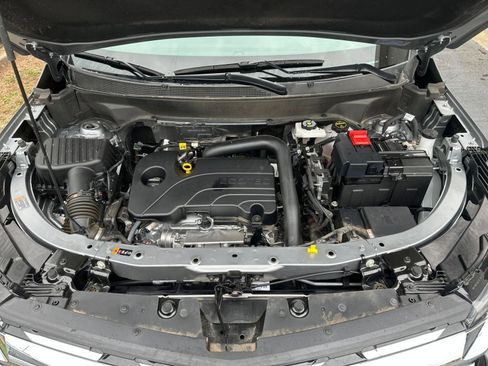 Used 2025 Chevrolet Equinox LT image 31