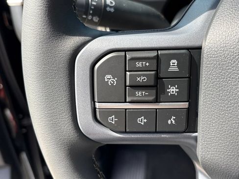 New 2026 Ford F250 Lariat w/ Lariat Premium Package AWD/4WD image 17