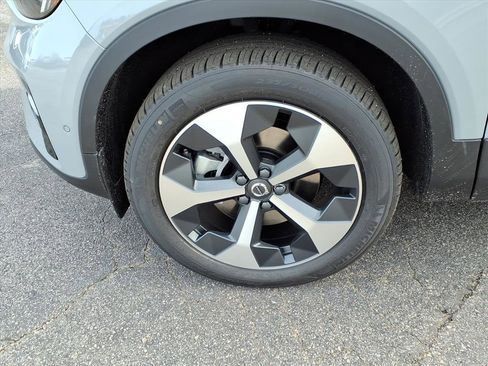 New 2026 Volvo XC40 B5 Plus w/ Protection Package Premier image 10