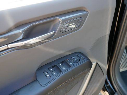 Certified 2024 Kia EV9 GT-Line AWD/4WD image 19