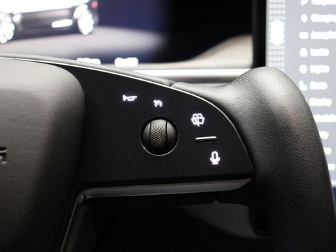 Used 2023 Tesla Model S AWD image 25