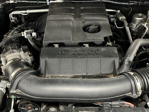 Used 2025 Nissan Frontier PRO-4X AWD/4WD image 24