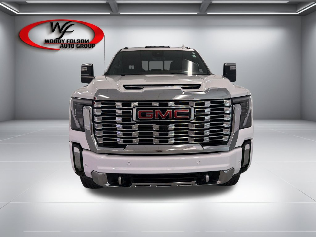 Used 2025 GMC Sierra 2500 Denali w/ Denali Reserve Package AWD/4WD image 2